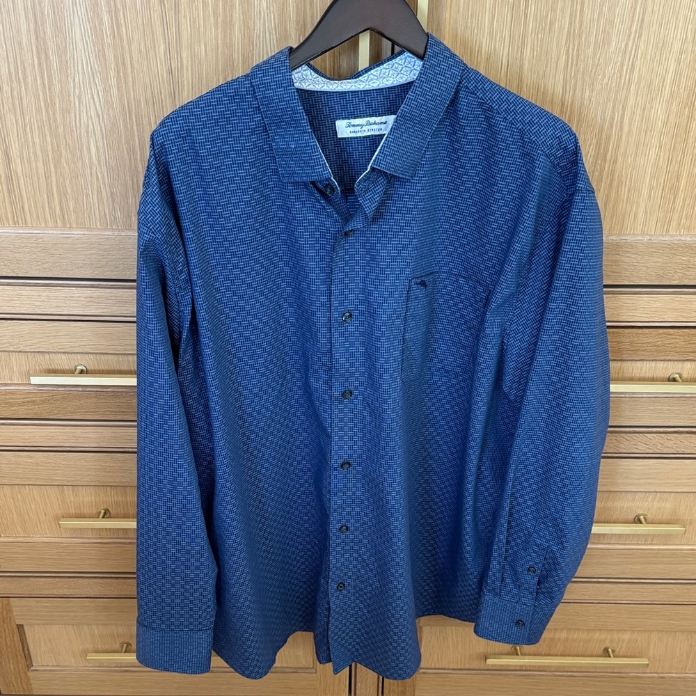 Tommy Bahama Navy Blue Geometric Long-Sleeve Button-Down Shirt